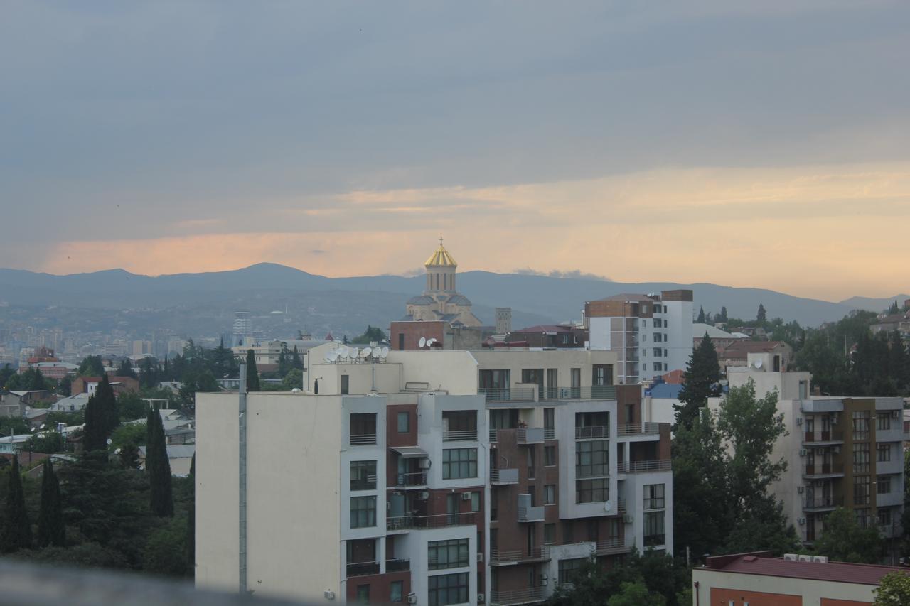Apart Hotel Vera Tbilisi Bagian luar foto