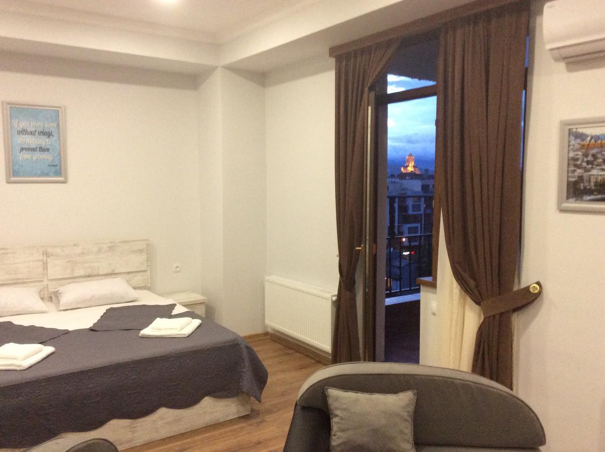 Apart Hotel Vera Tbilisi Bagian luar foto